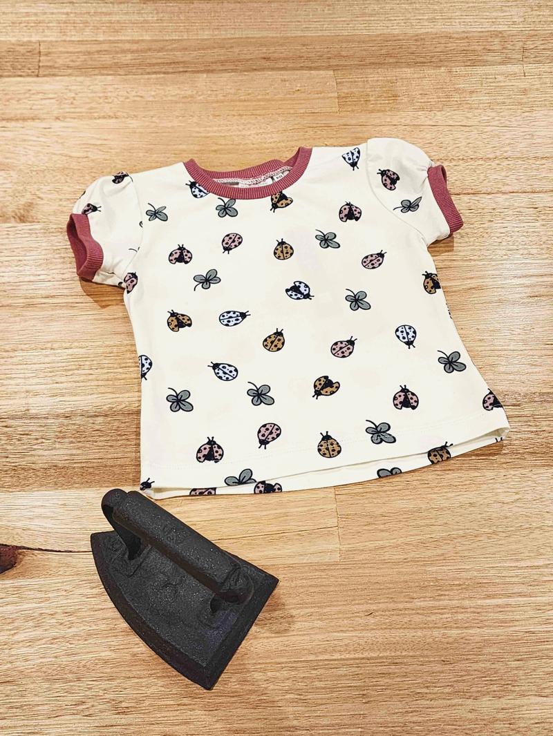 Kids puff sleeve tee in Lady Bugs print, organic cotton Front