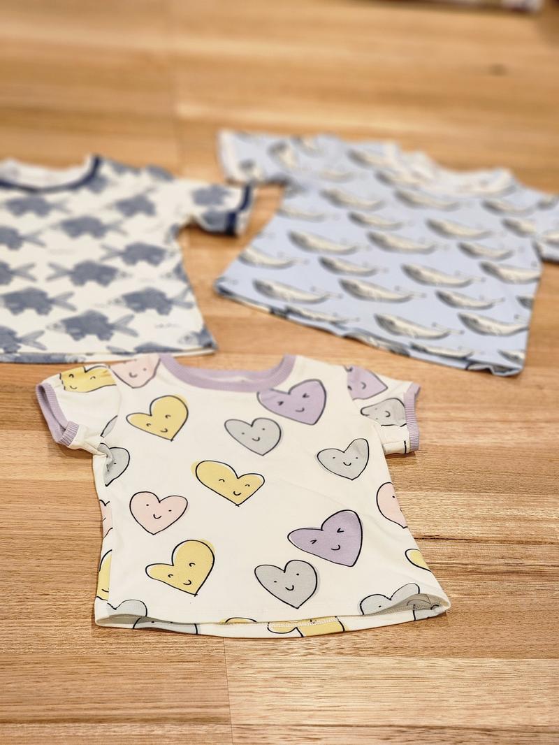 Kids puff sleeve tee in Smiley Hearts, Whales and Fish print, organic cotton