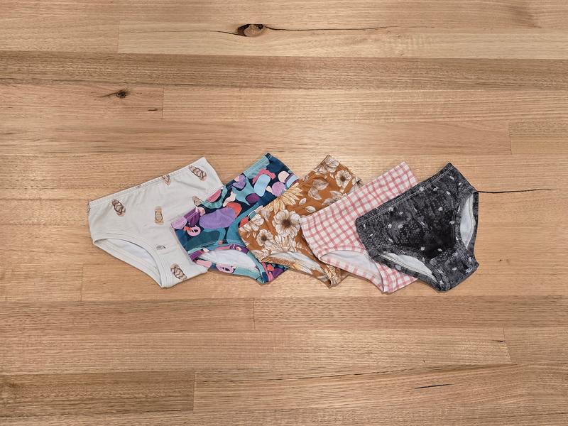 Little Girls Briefs Flip Flops - Comfortable Australian Made Underwear-Girls Underwear-2-3-byaudreyandgrace
