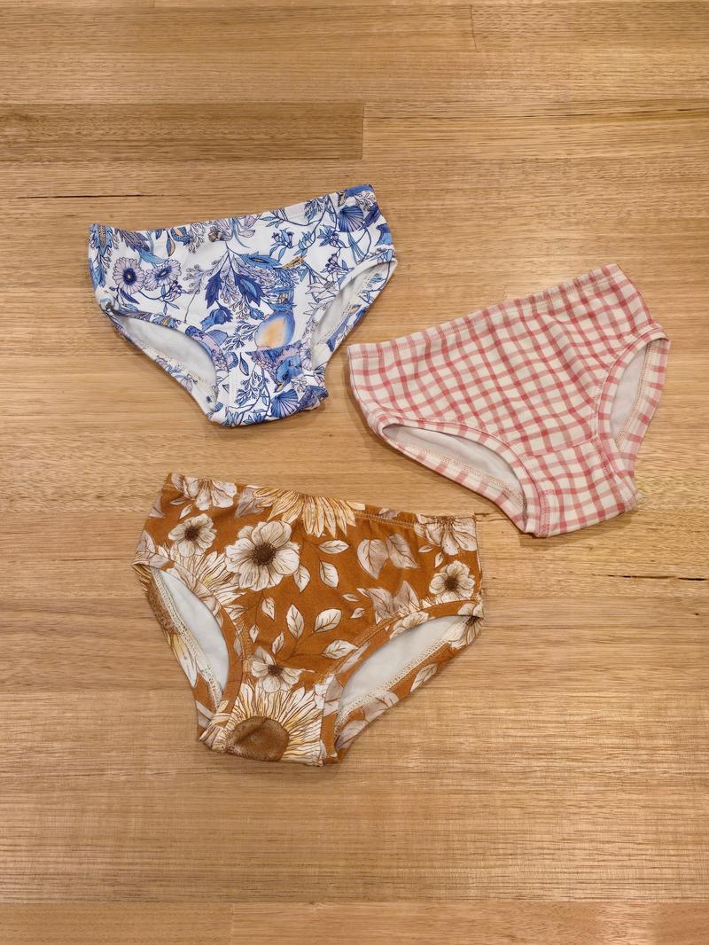 Little Girls Briefs Gingham - Comfortable Australian Made Underwear-Girls Underwear-2-3-byaudreyandgrace